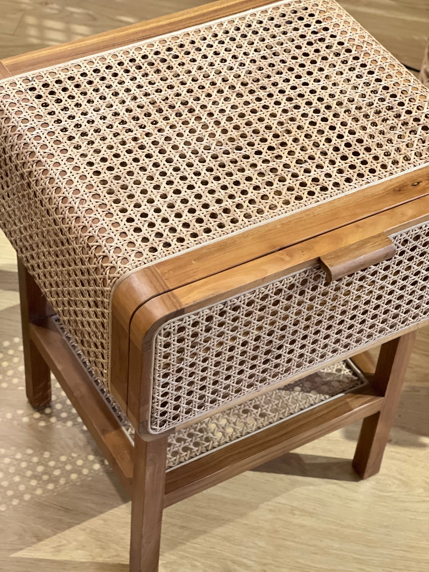 Mesa de Cabeceira Oslo