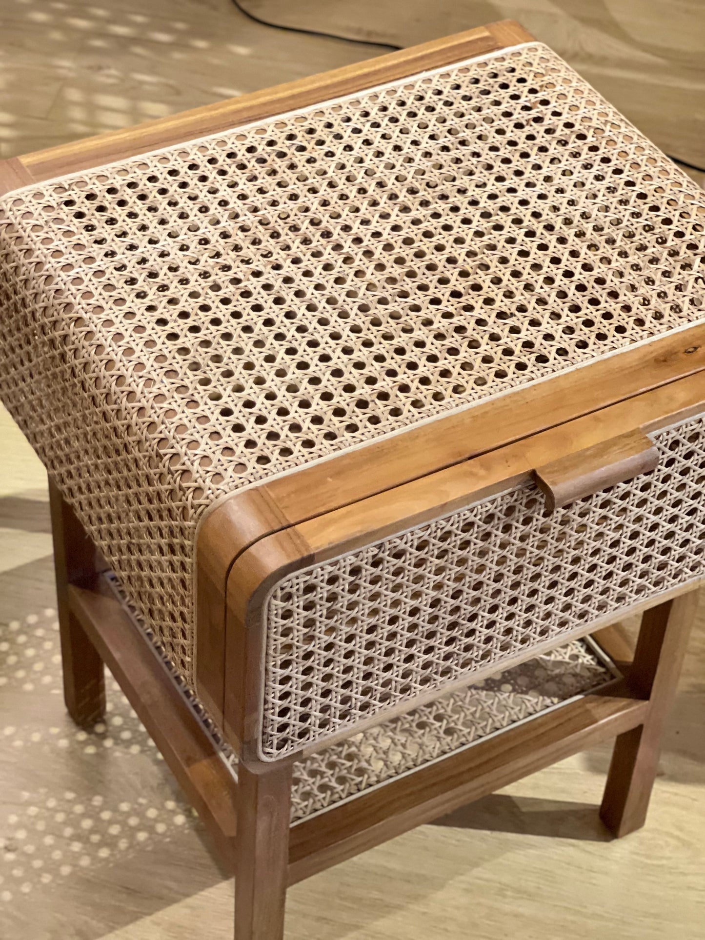 Mesa de Cabeceira Oslo